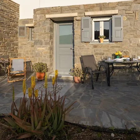 Aloni Stone With Private Parking Lefkes (Paros)