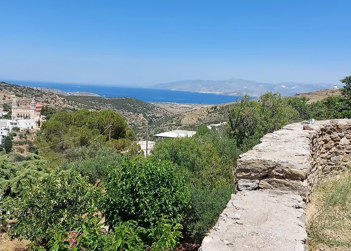 Aloni Stone With Private Parking