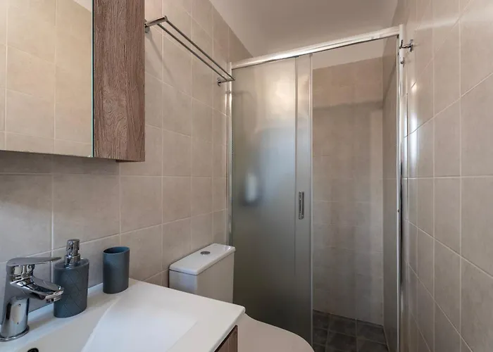 בית נופש Aloni Stone With Private Parking *