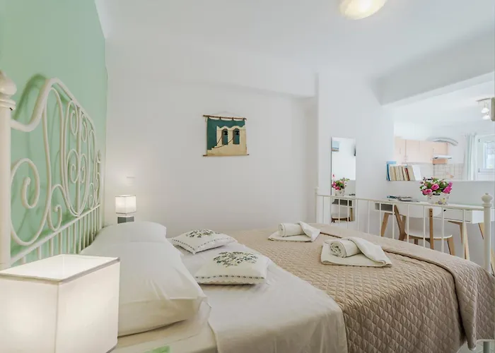 Aloni Stone With Private Parking בית נופש *